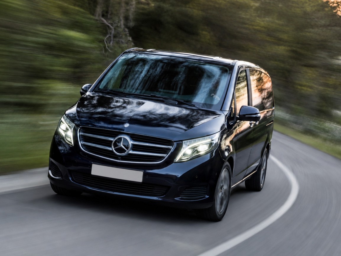 İzmir'de Düğün Aracı, Düğün Arabası ve Düğün Servis Hizmeti Nasıl Planlanır?